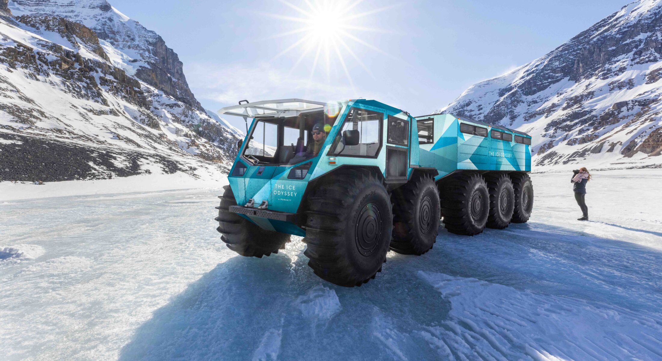 A Snow Odyssey vehicle on the glacier at the Columbian Ice Fields