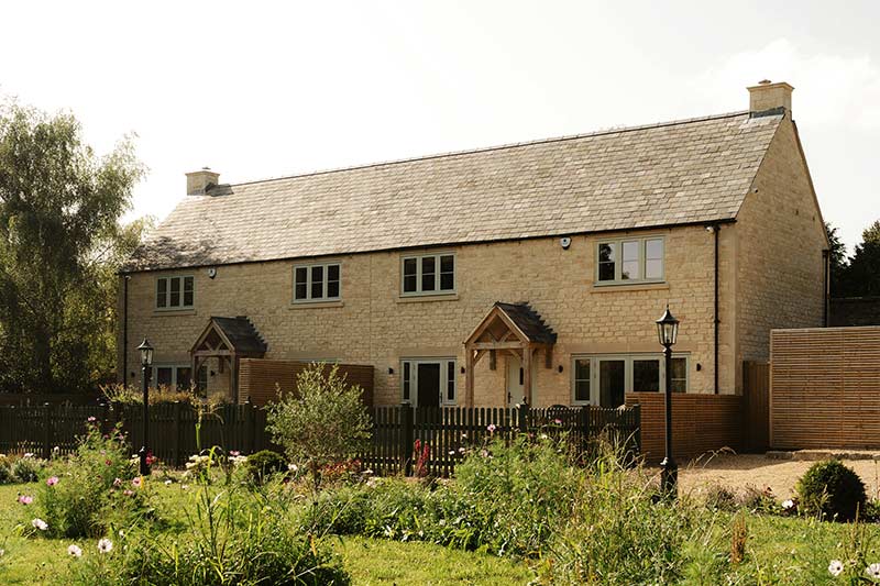 GrandCottagefeat