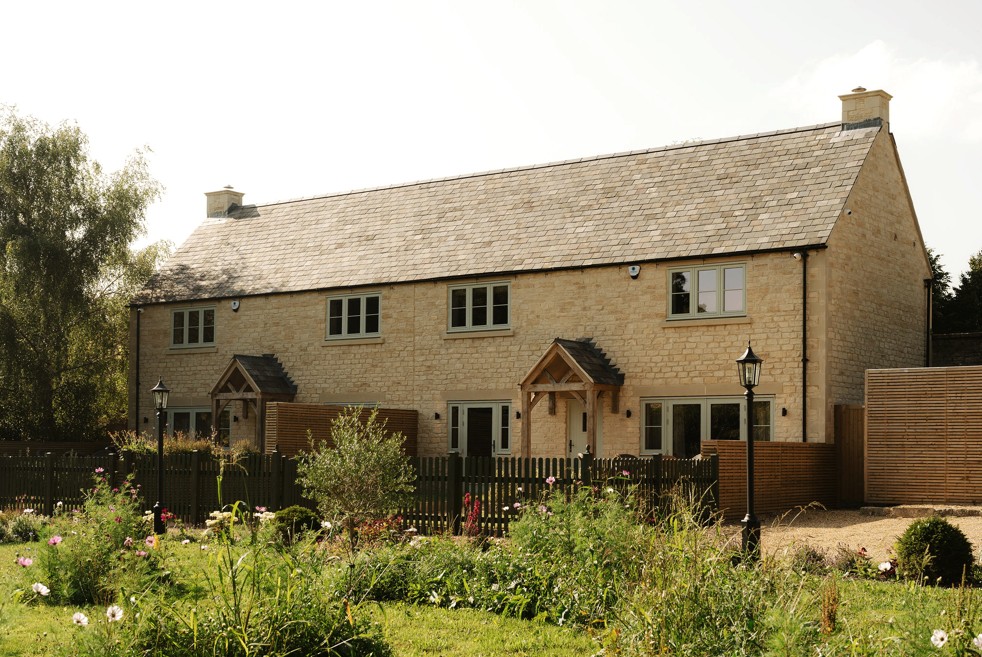 Grand Cottage  bedrooms